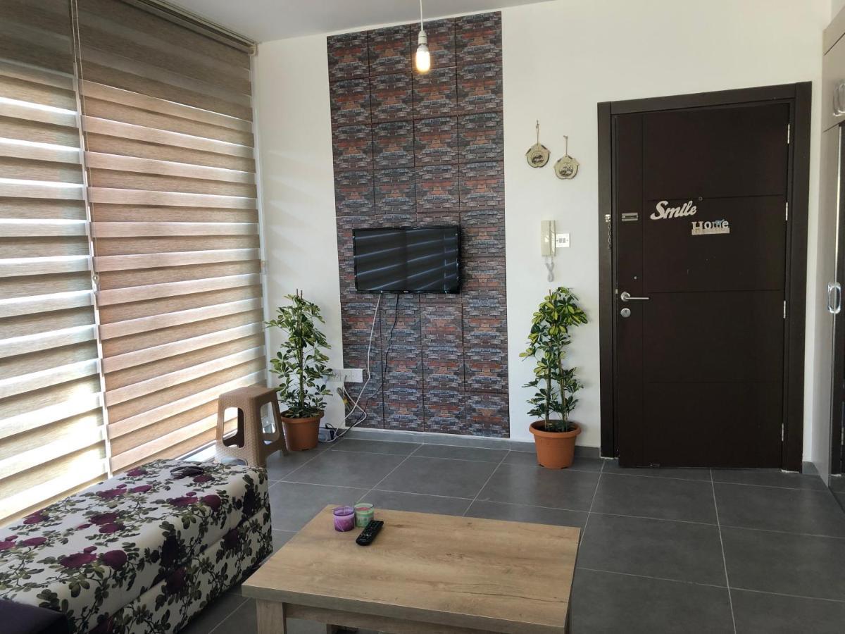 Reflex Apartment Spacious&Comfortable Nicosia Exterior foto